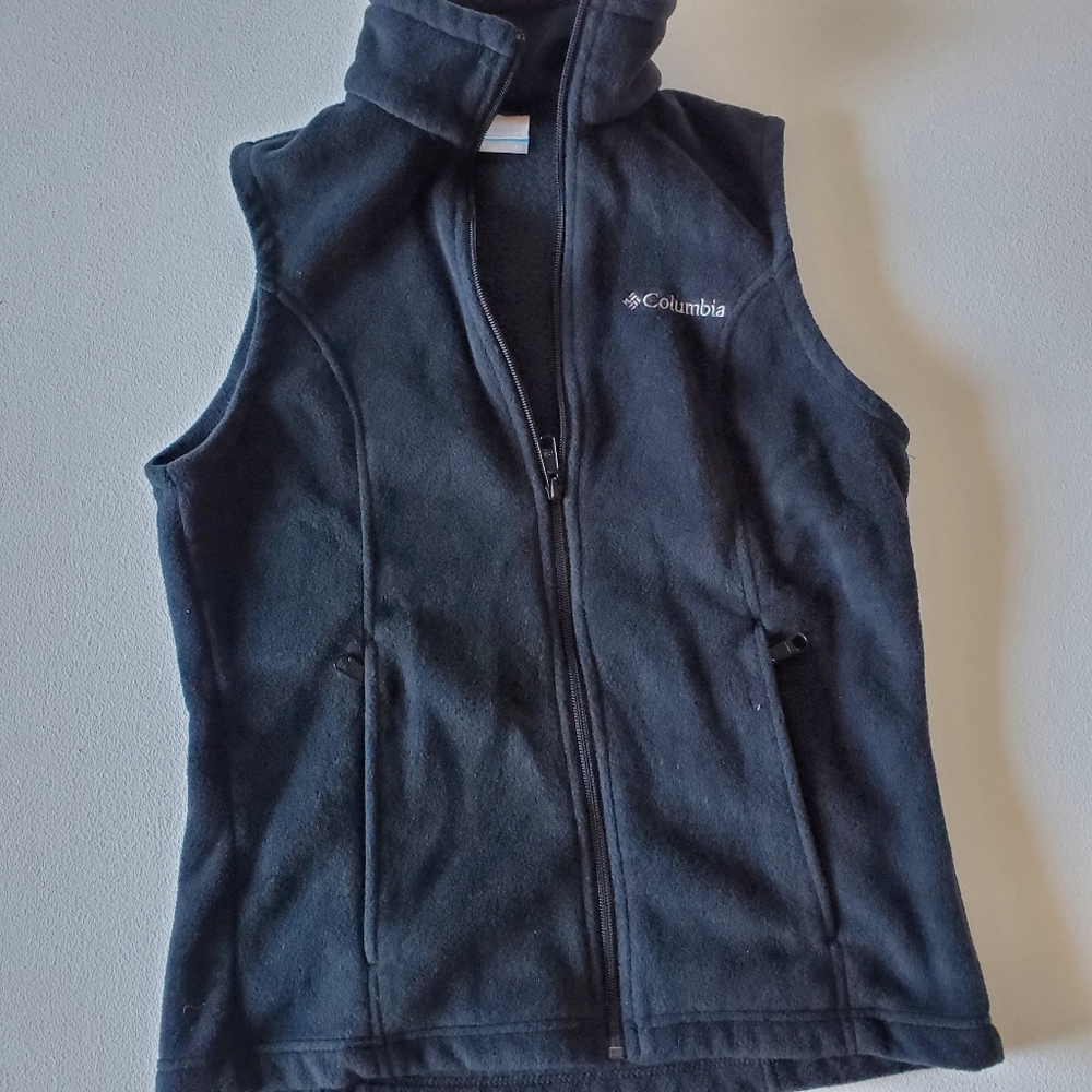 Columbia Vest
